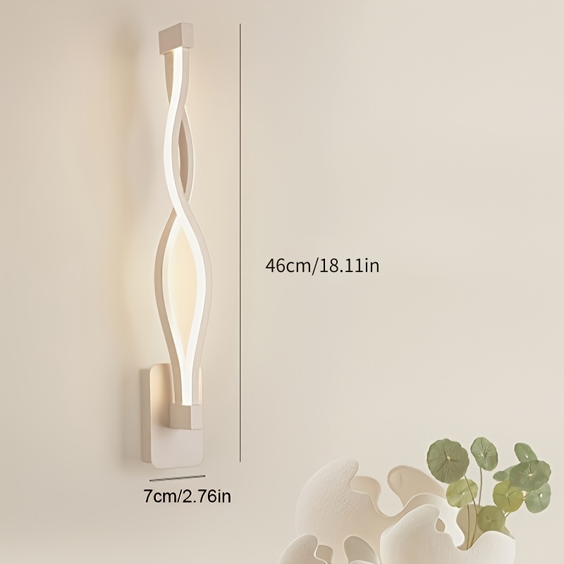 product-fancy-27a64e02-a646-47c6-863c-56ade07aed0c Twisted LED Wall Light - Image 1