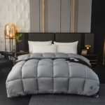 1pc of Luxury Hotel-style Spring/autumn Quilt, Extra Thick, Soft, and Warm. Winter Quilt with Quilted Design, Suitable for All Seasons. Ideal for Dormitories, Rental Apartments, and Bedrooms - Image 7