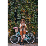 Natural Wicker Removable Bicycle Basket with Carry Handle - Image 2
