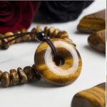 Tiger’s-Eye-Style Pendant Necklace & Bracelet Gift Set - Image 3