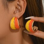 Raffia-Wrapped C-Shaped Summer Hoop Earrings - Image 8