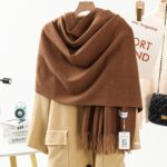 Cashmere-Wool Blend Fringed Winter Scarf - Image 10