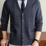 Men’s Textured Wool-Cashmere V-Neck Cardigan